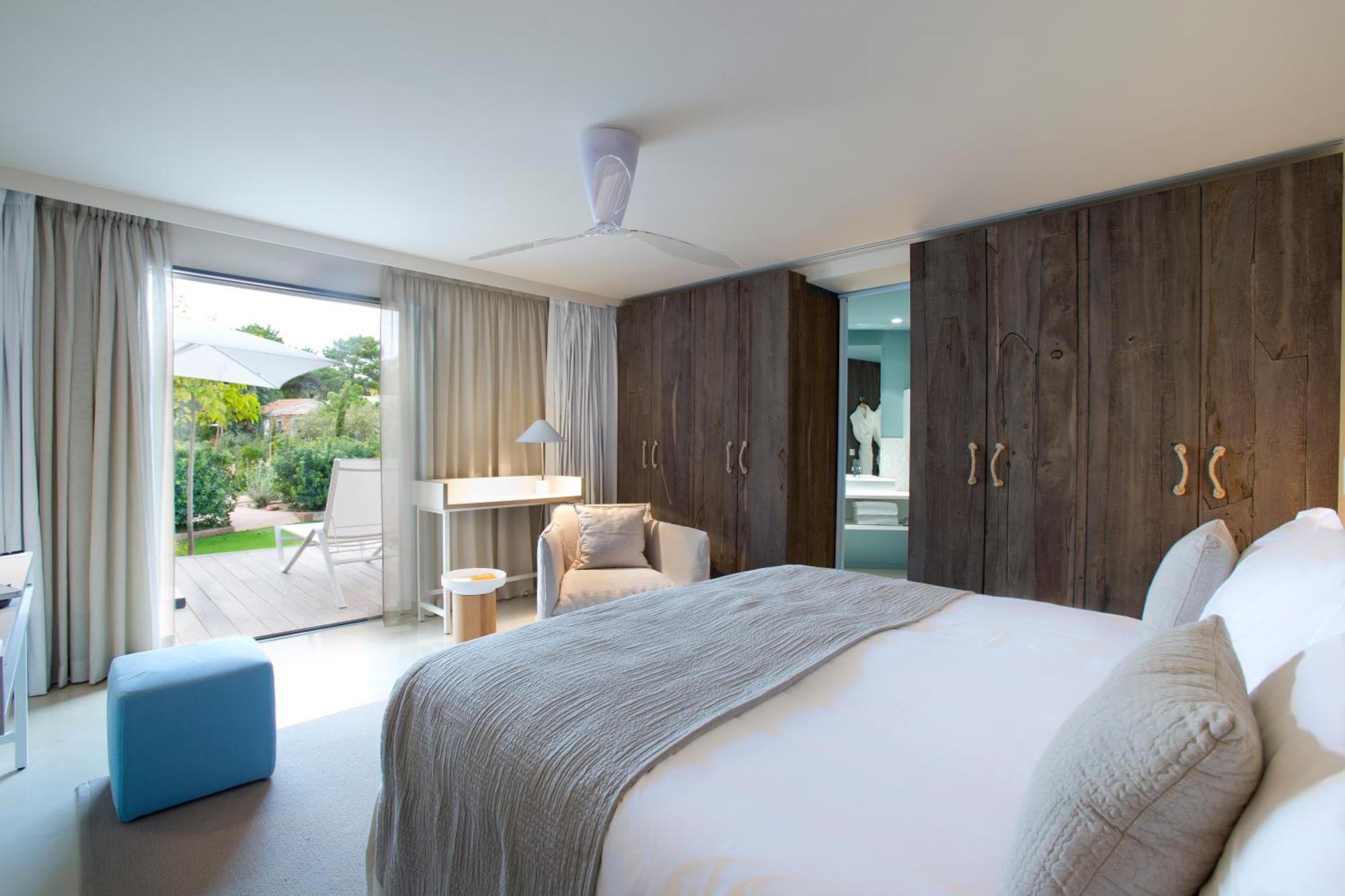 La Casadelmar Hotel